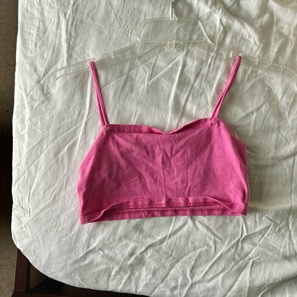 Cute basic crop top